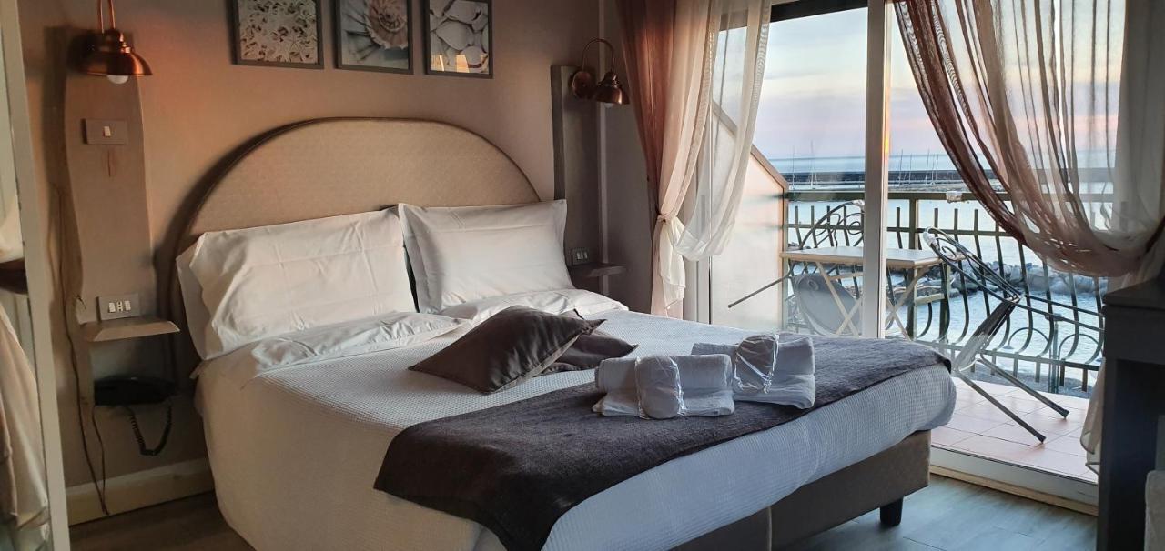 Hotel Zia Piera Chiavari Εξωτερικό φωτογραφία
