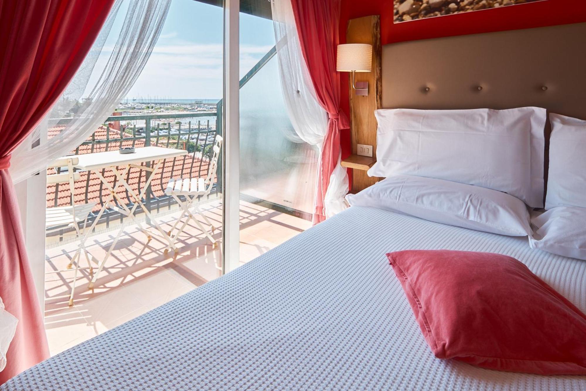 Hotel Zia Piera Chiavari Εξωτερικό φωτογραφία