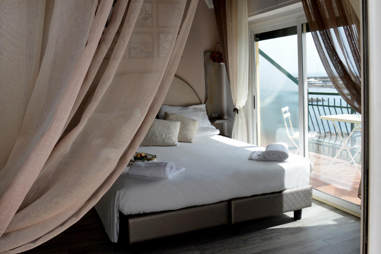 Hotel Zia Piera Chiavari Εξωτερικό φωτογραφία